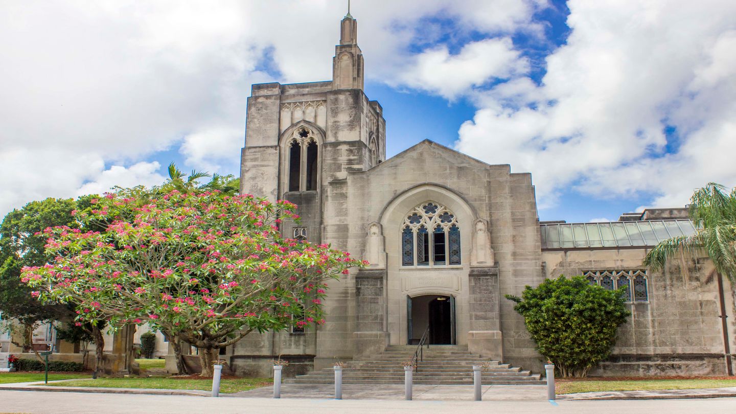 Caballero Rivero Woodlawn North Cemetery